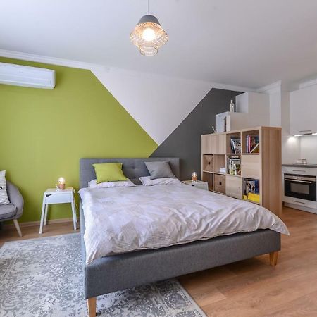סופיה The Spot - Fully Equipped, Central, Modern Studio By Flat Mаnager מראה חיצוני תמונה