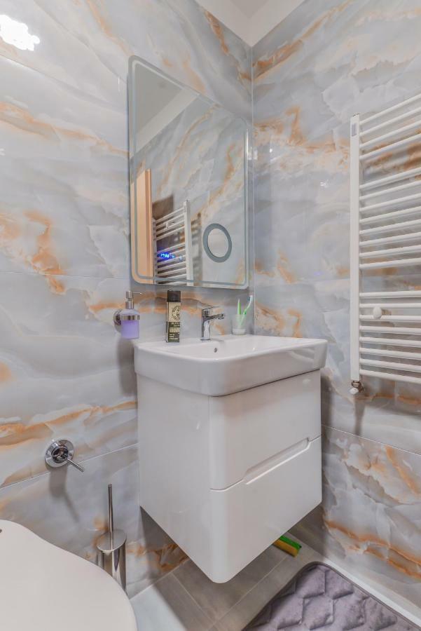 סופיה The Spot - Fully Equipped, Central, Modern Studio By Flat Mаnager מראה חיצוני תמונה